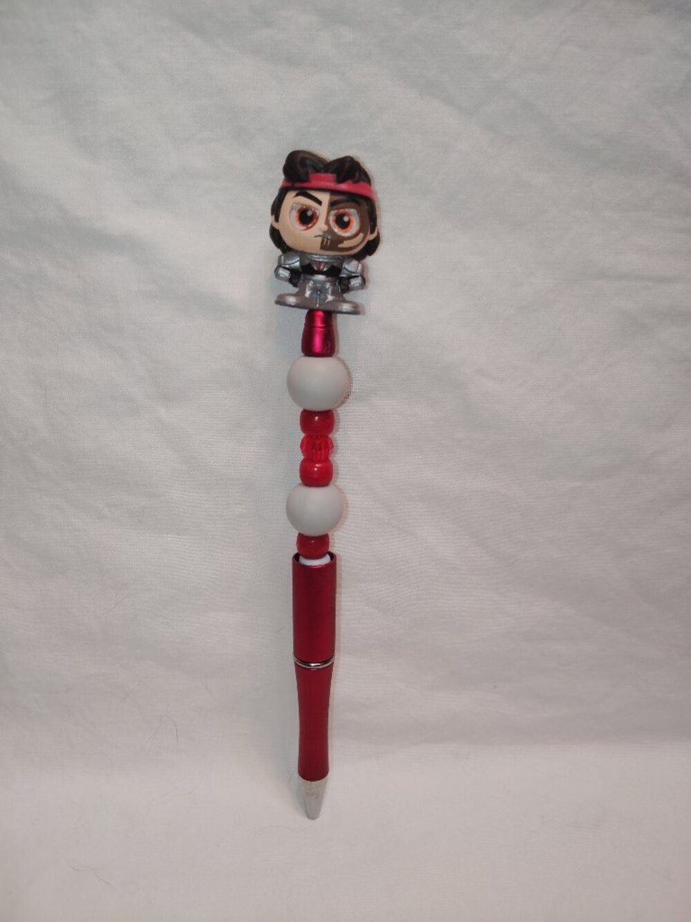 Disney Doorable- Hunter- Handmade Beaded Pen